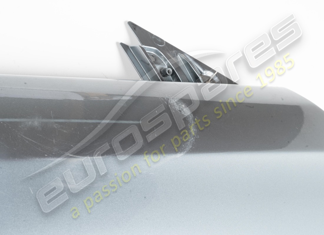 USED FERRARI COMPLETE RH LATERAL DOOR. PART NUMBER 83992211 (2) used ferrari complete rh lateral door. part number 83992211 (2)