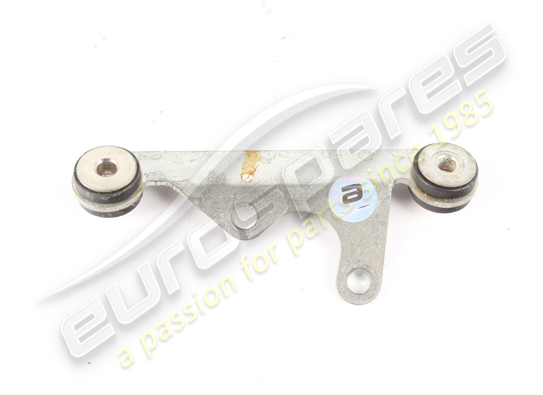 USED FERRARI LH VALVE FASTENER BRACKET. PART NUMBER 258252 (2) used ferrari lh valve fastener bracket. part number 258252 (2)