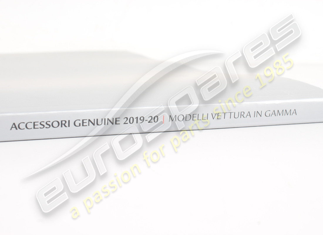NEW FERRARI FG BROCHURE IN RANGE CAR MOD. PART NUMBER 70006157 (2) new ferrari fg brochure in range car mod. part number 70006157 (2)
