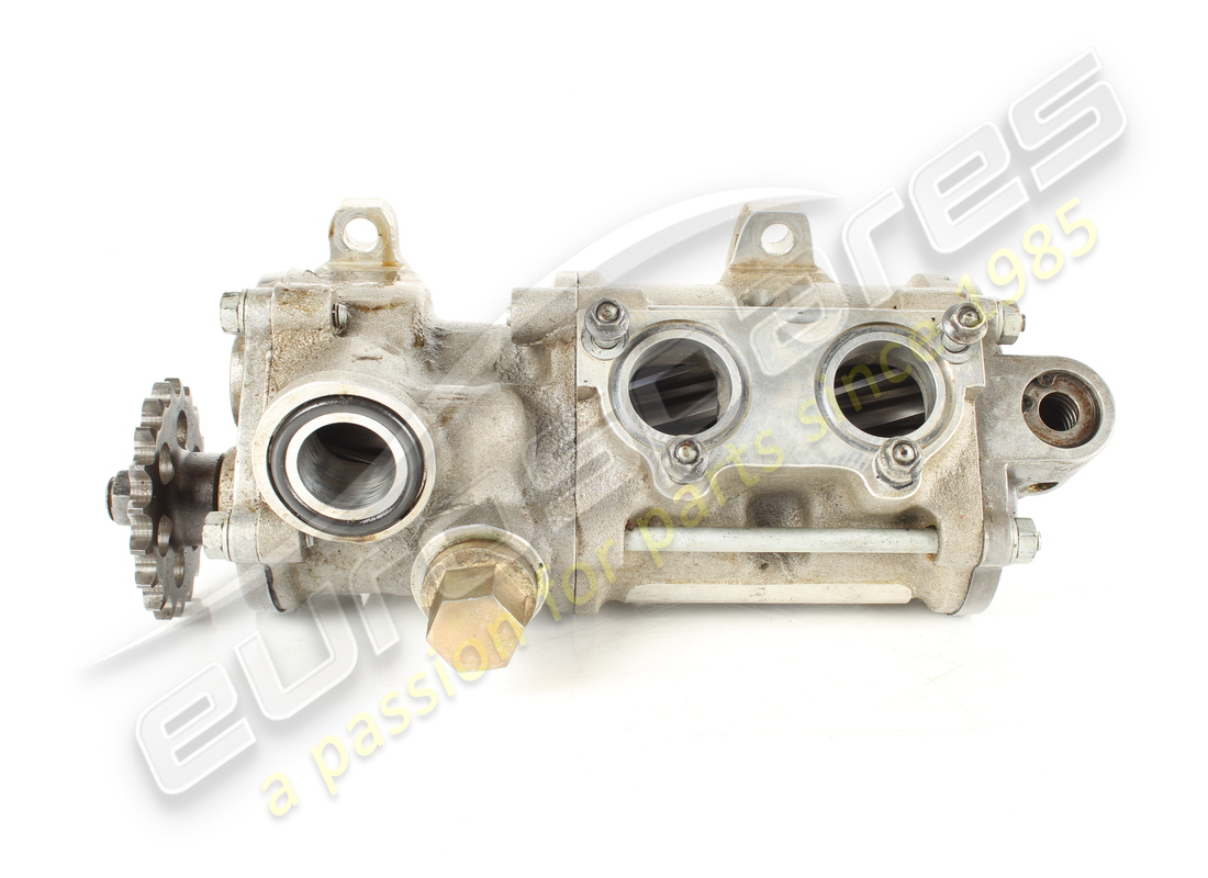 used ferrari recovery pump body with stud bolts. part number 143276 (2)
