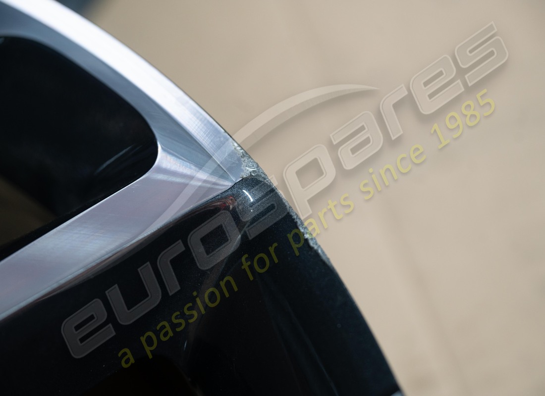 used ferrari lh front wheel 22'' (diamond cut/gray). part number 895993 (4)