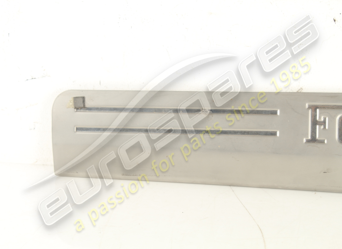 USED FERRARI RH KICKPLATE. PART NUMBER 81361800 (3) used ferrari rh kickplate. part number 81361800 (3)