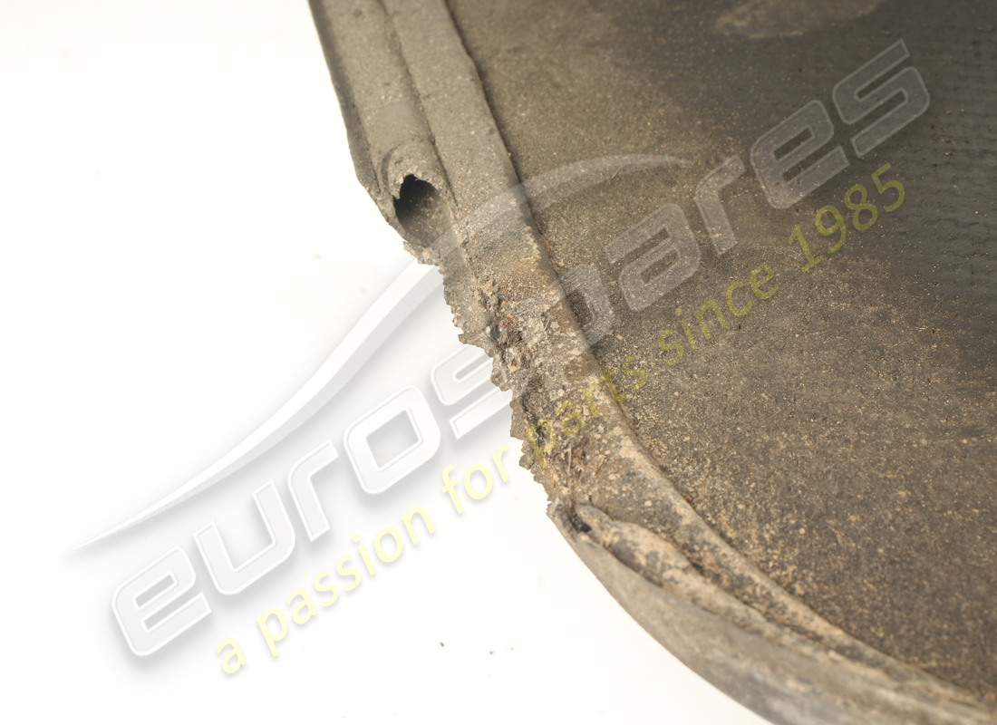 USED FERRARI RH GRAVEL GUARD RHD GTS. PART NUMBER 61870600 (3) used ferrari rh gravel guard rhd gts. part number 61870600 (3)