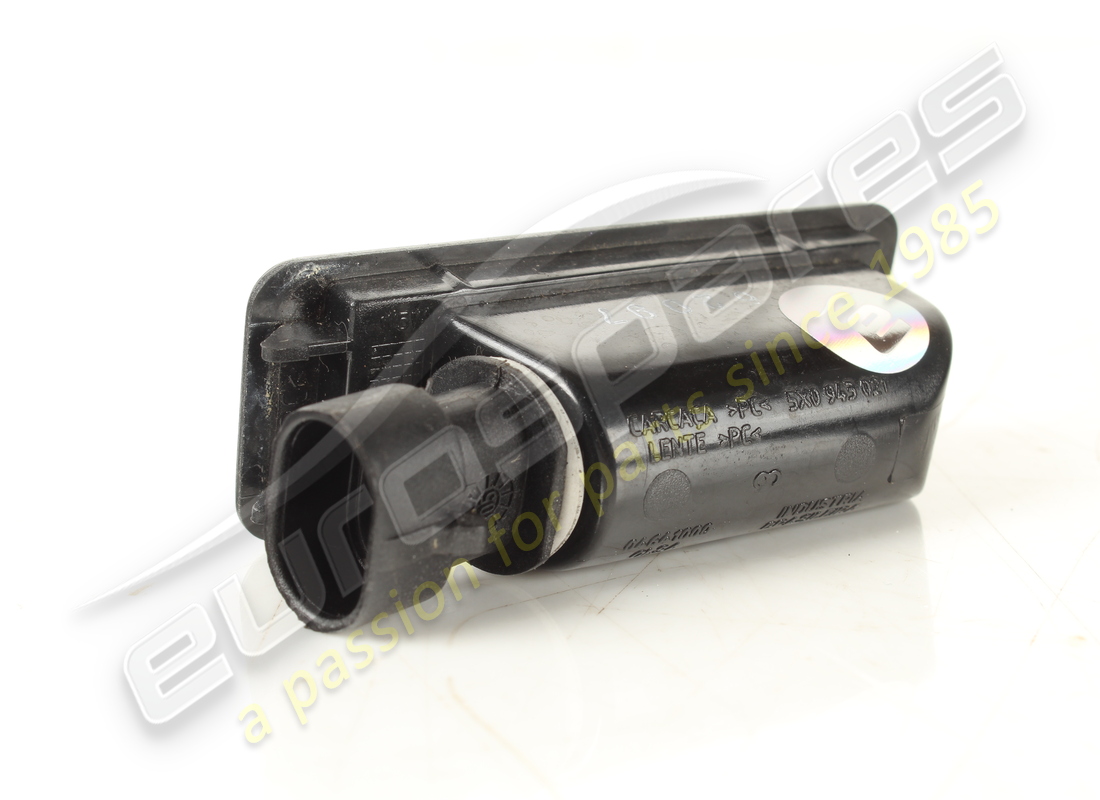 USED MASERATI UNDER DOOR LAMP. PART NUMBER 273981 (3) used maserati under door lamp. part number 273981 (3)