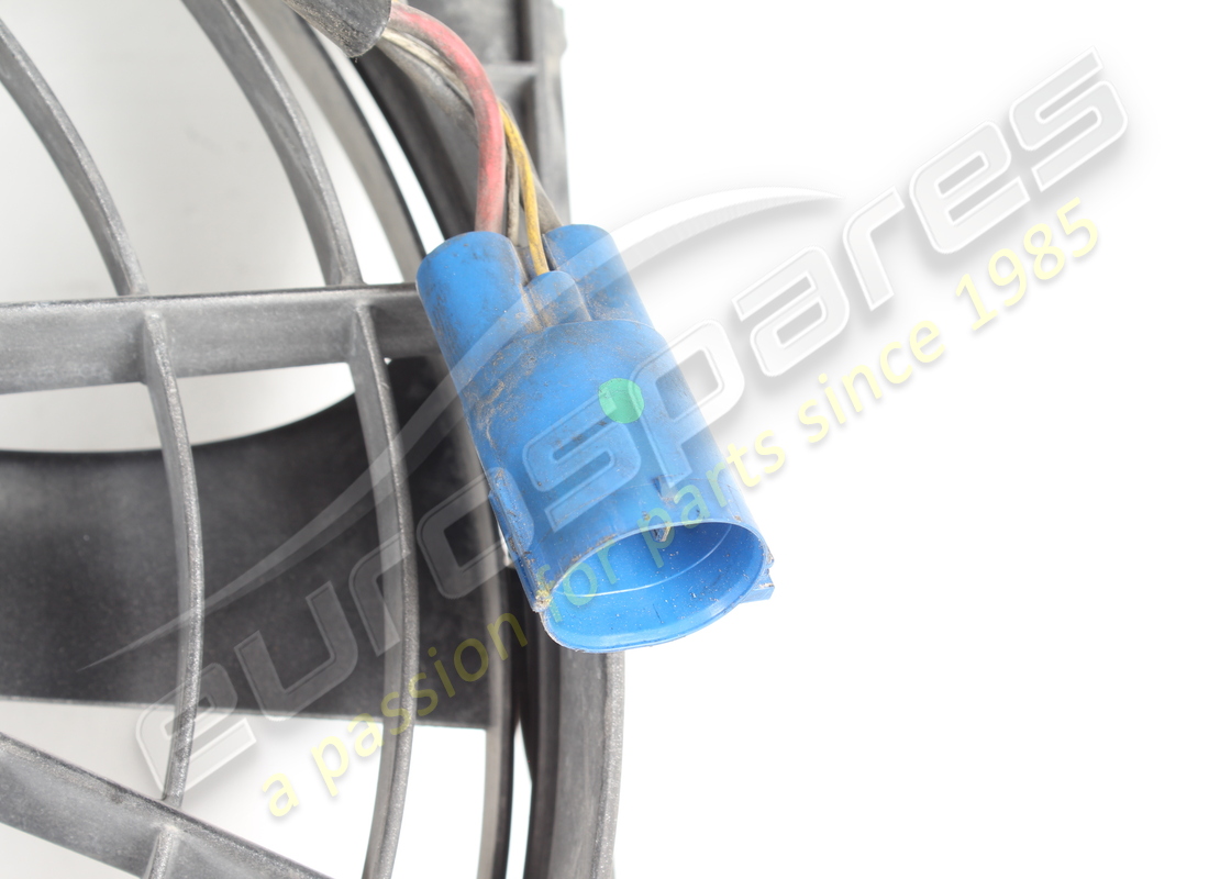 DAMAGED FERRARI COWL WITH ELECTRIC FANS. PART NUMBER 267211 (5) damaged ferrari cowl with electric fans. part number 267211 (5)