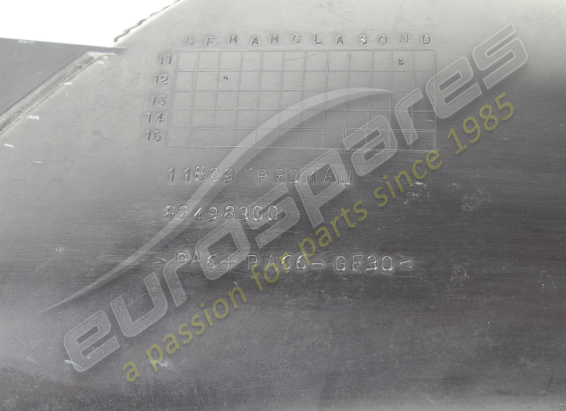 used ferrari front rh fender air outlet d. part number 86015000 (2)