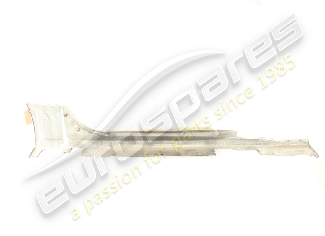 used ferrari lh sill trim lateral trim. part number 83315010 (5)