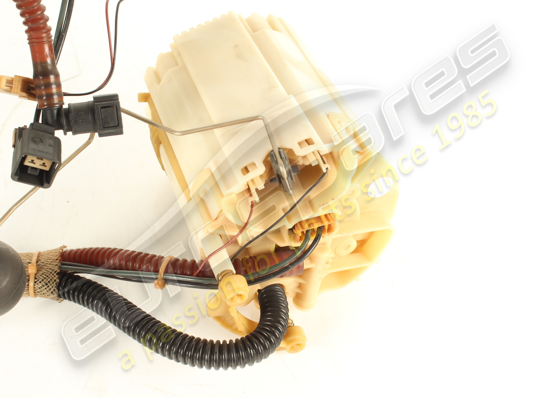 USED Ferrari LH FUEL PUMP . PART NUMBER 272087 (1)