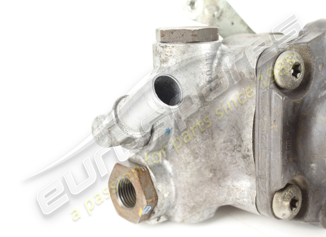 USED FERRARI POWER STEERING PUMP. PART NUMBER 272325 (2) used ferrari power steering pump. part number 272325 (2)