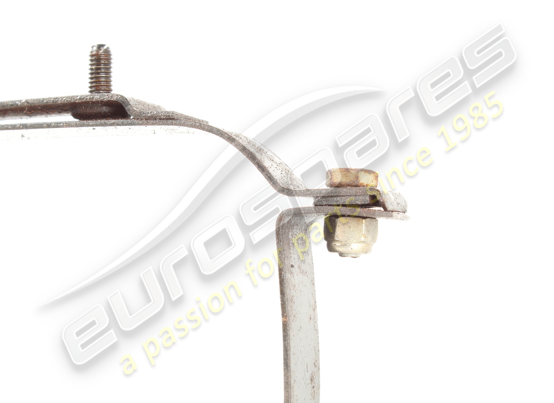 USED FERRARI BRACKET. PART NUMBER 154385 (3) used ferrari bracket. part number 154385 (3)