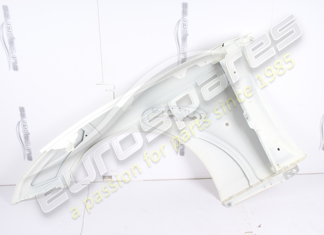 used ferrari front rh fender. part number 85036311 (2)