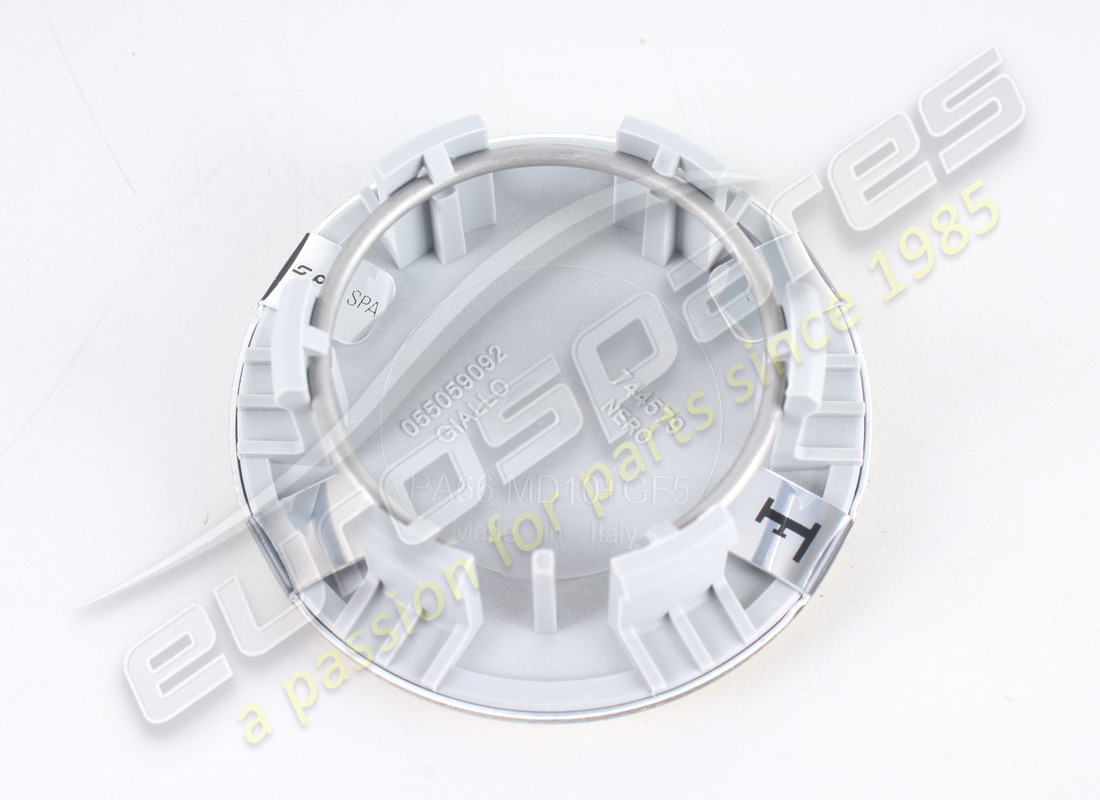 new ferrari wheel badge. part number 55059092 (3)