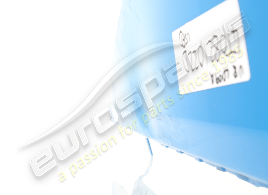 USED LAMBORGHINI RIGHT FRONT FENDER. PART NUMBER 4T0821022D (3) used lamborghini right front fender. part number 4t0821022d (3)