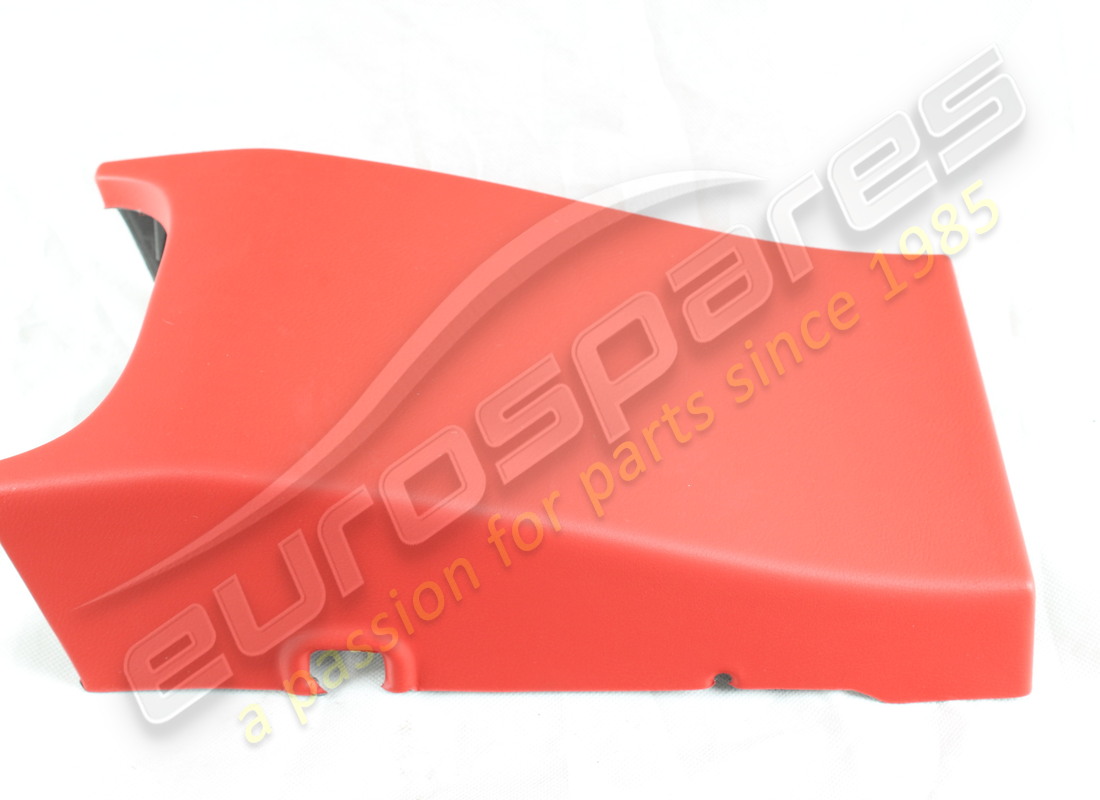 new maserati rear centre cons.rosso coral. part number 68489724 (3)