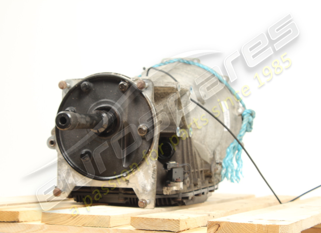 USED ASTON MARTIN AUTO GEARBOX INCL. TORQUE CONVERTER. PART NUMBER 091725 (3) used aston martin auto gearbox incl. torque converter. part number 091725 (3)