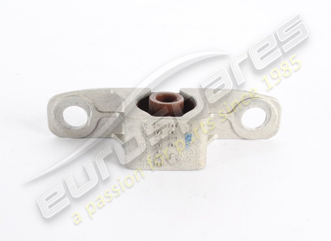 USED MASERATI ISOLATOR AND BRACKET. PART NUMBER 675001246 (2) used maserati isolator and bracket. part number 675001246 (2)