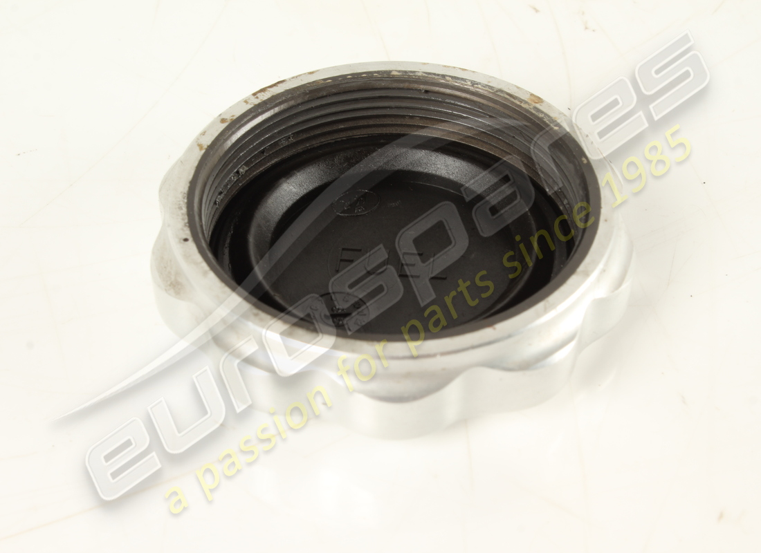 used ferrari complete oil cap. part number 175708 (2)