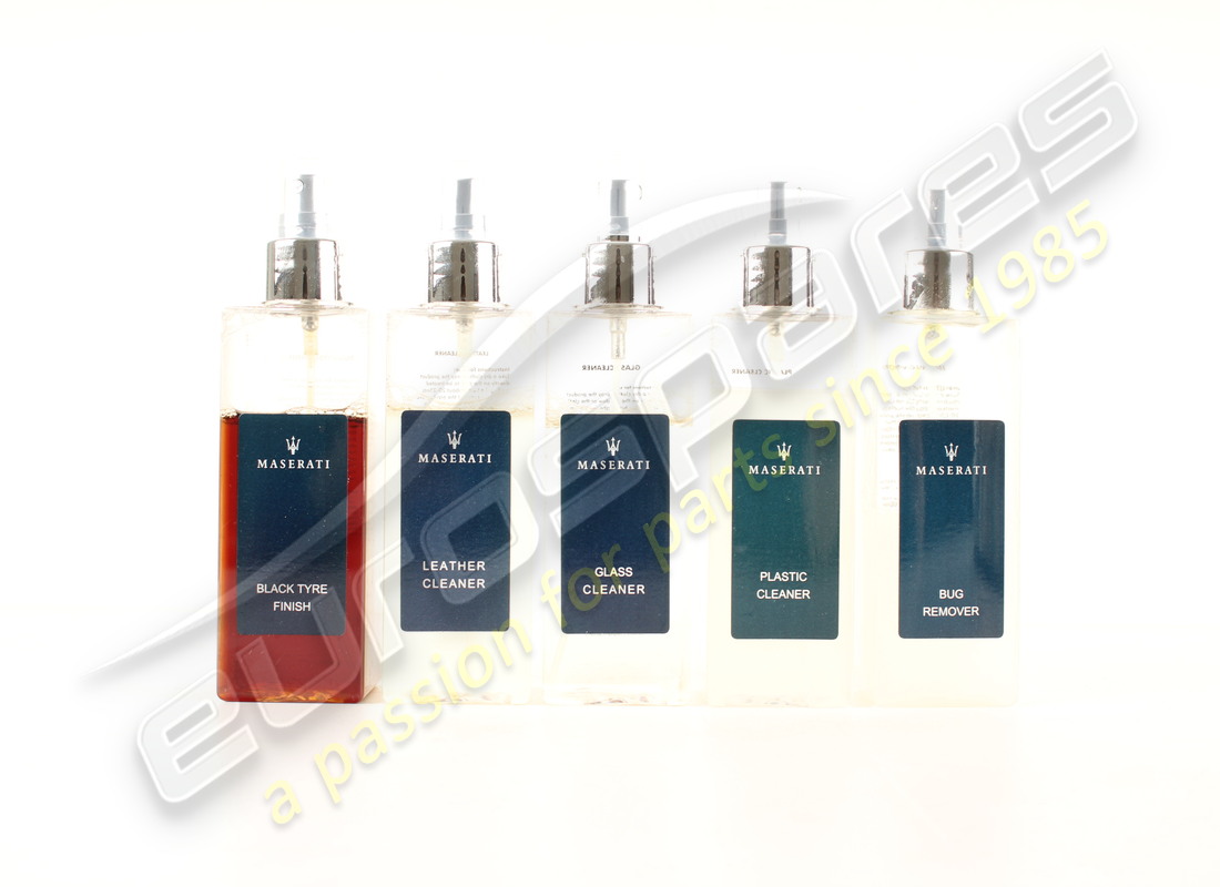 NEW MASERATI CAR CARE KIT. PART NUMBER 940000103 (4) new maserati car care kit. part number 940000103 (4)