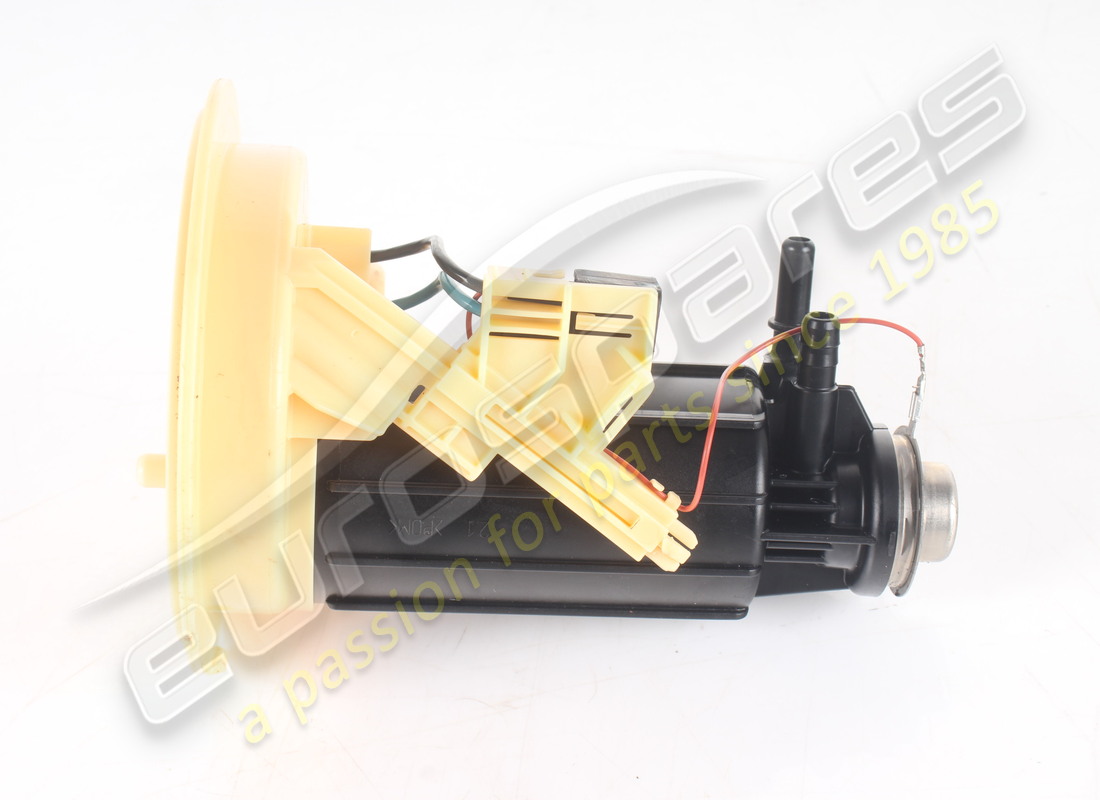 used ferrari rh fuel pump filter. part number 282784 (3)