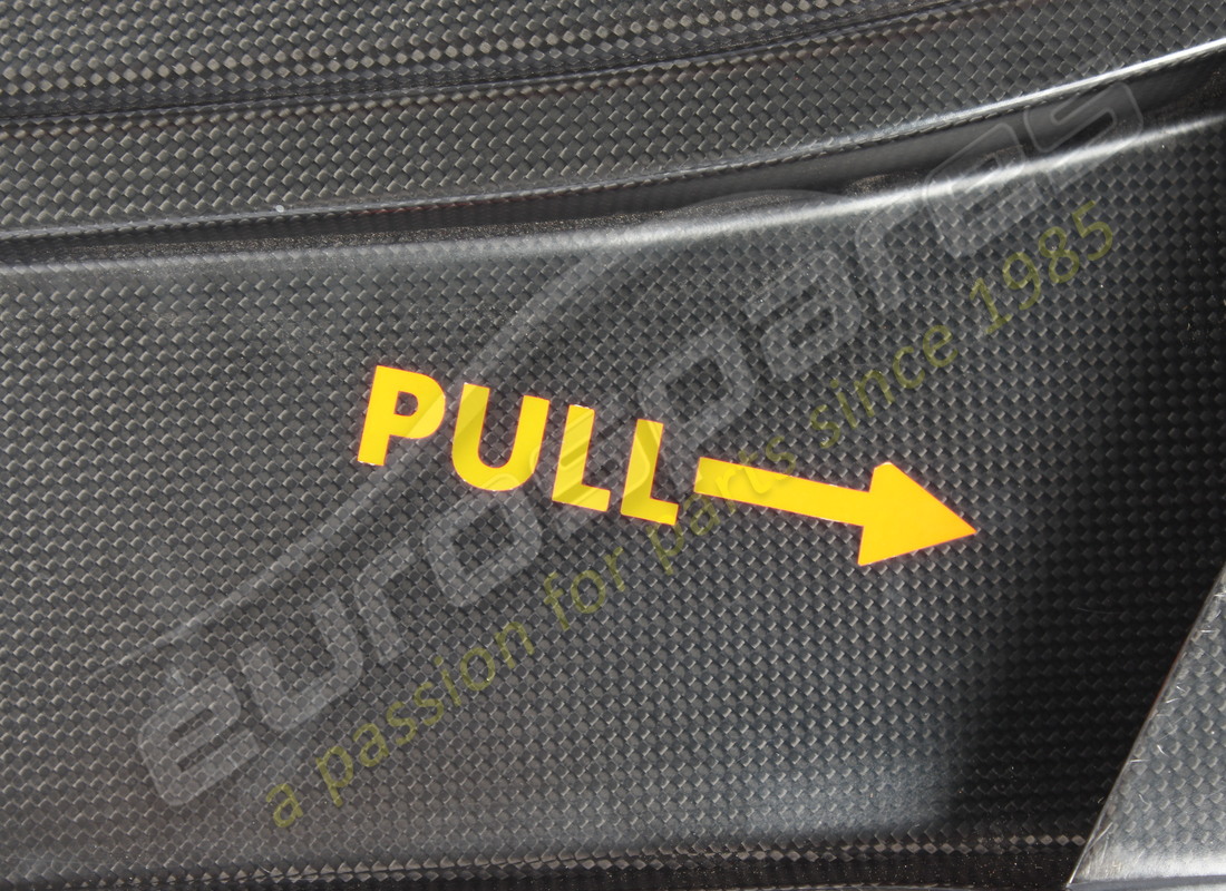 USED FERRARI COMPLETE LH DOOR PANEL. PART NUMBER 83054100 (2) used ferrari complete lh door panel. part number 83054100 (2)