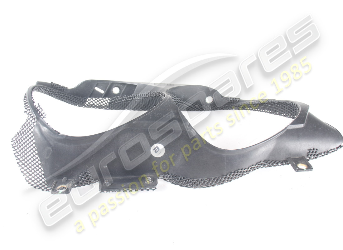 used ferrari complete lh tail light grille. part number 87920900 (2)