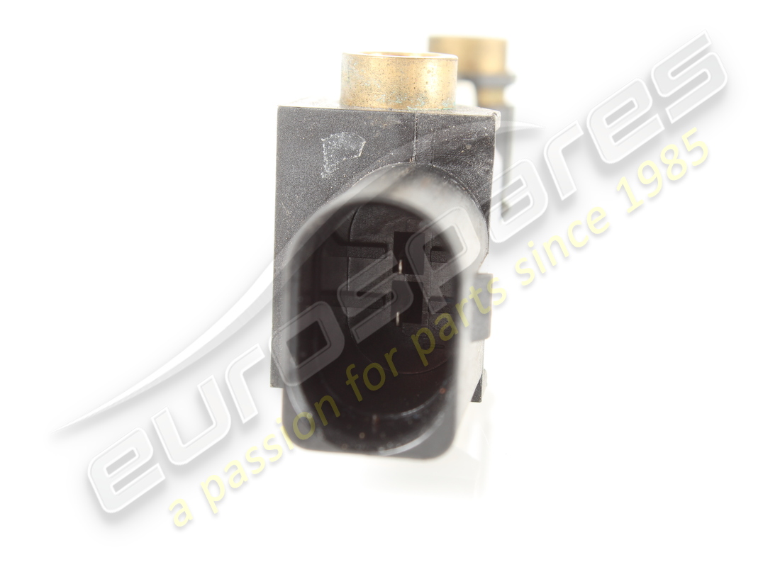 used lamborghini sensor. part number 8e0959643e (2)
