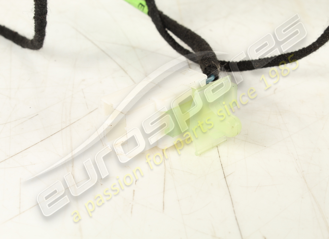 used maserati additional stop light. part number 203525 (4)