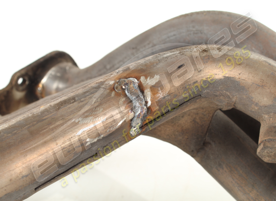 damaged ferrari rear exhaust manifold. part number 118156 (3)