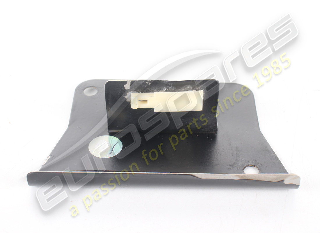 USED ASTON MARTIN COVER, PLENUM, RHD PART NUMBER 4G43F02285AC (3) used aston martin cover, plenum, rhd part number 4g43f02285ac (3)