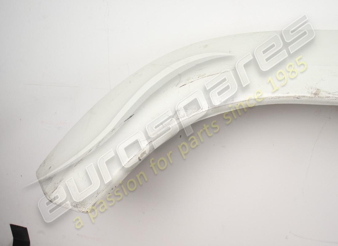 NEW (OTHER) LAMBORGHINI RH SKIRT EXTERIOR COVER. PART NUMBER 007010070 (3) new (other) lamborghini rh skirt exterior cover. part number 007010070 (3)
