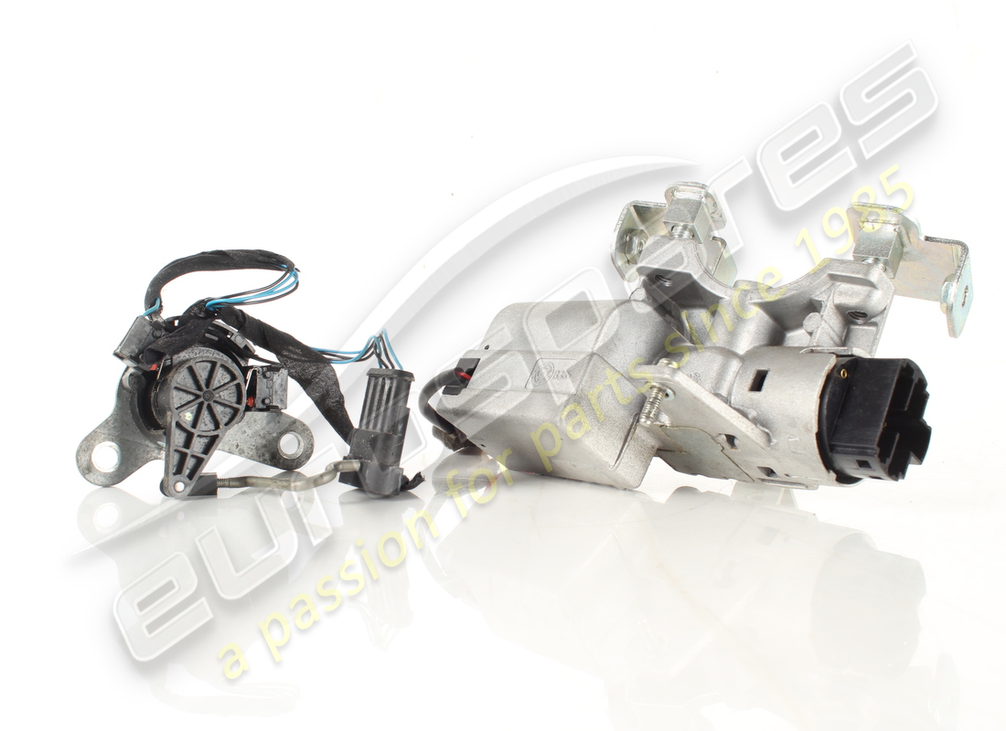 used ferrari steering lock. part number 247058 (4)