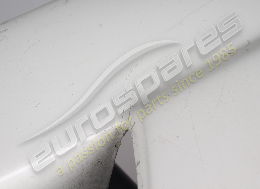 NEW (OTHER) LAMBORGHINI RH SKIRT EXTERIOR COVER. PART NUMBER 007010070 (9) new (other) lamborghini rh skirt exterior cover. part number 007010070 (9)