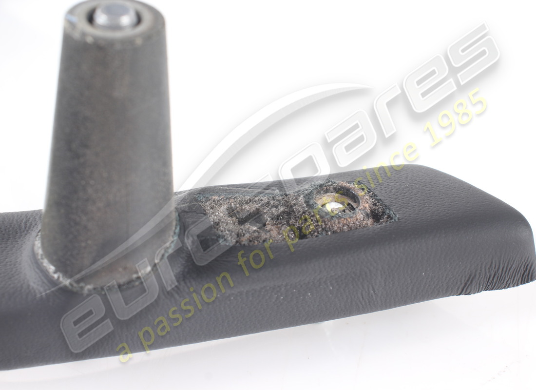 USED FERRARI GUSCIO MANIGLIA INT.SX COMPLETE. PART NUMBER 87382200 (4) used ferrari guscio maniglia int.sx complete. part number 87382200 (4)