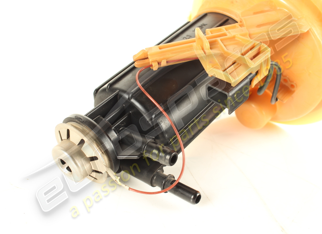 used ferrari rh fuel pump filter. part number 282784 (3)