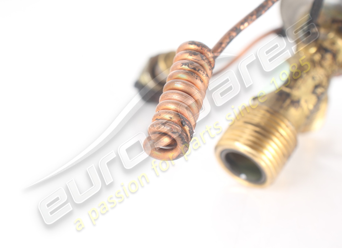 used ferrari air conditioning expansion valve. part number 61742600 (7)
