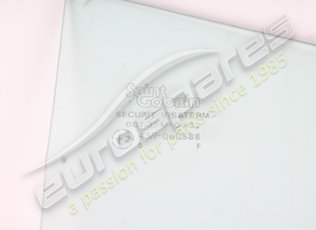 USED FERRARI LH REAR QUARTER LIGHT GLASS GTS. PART NUMBER 60162906 (2) used ferrari lh rear quarter light glass gts. part number 60162906 (2)