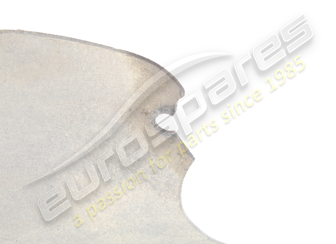 damaged maserati front rh wheelhouse guard. part number 372500526 (4)