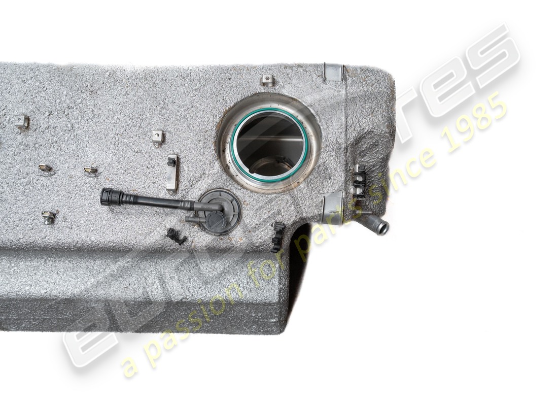 USED FERRARI FUEL TANK. PART NUMBER 191486 (2) used ferrari fuel tank. part number 191486 (2)