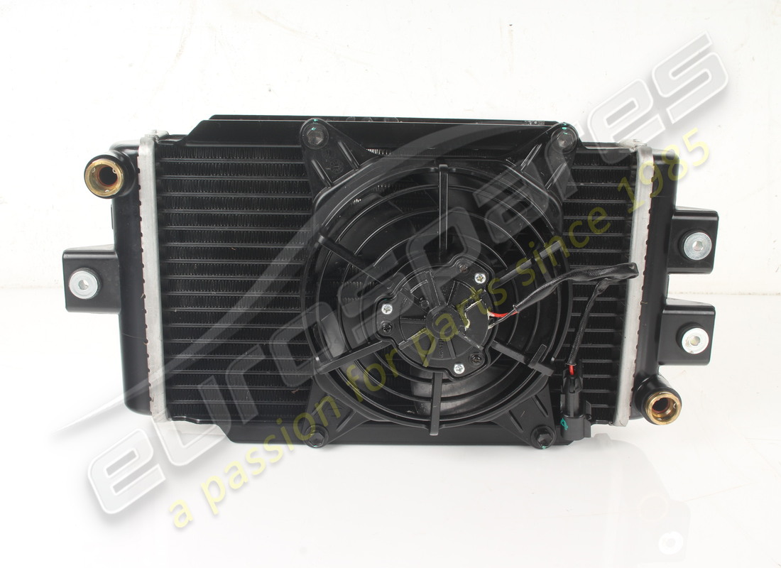 USED FERRARI RADIATOR WITH FAN. PART NUMBER 934069 (1) used ferrari radiator with fan. part number 934069 (1)