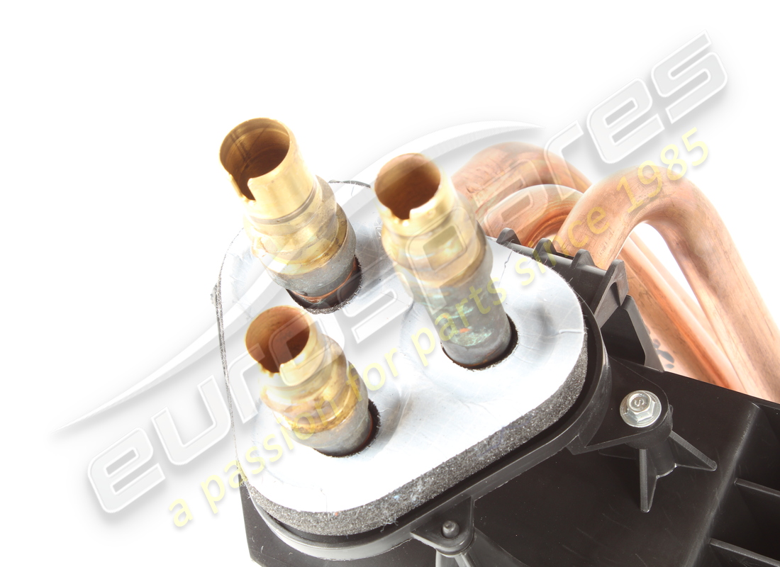 USED FERRARI COMPLETE AIR CONDITIONING UNIT. PART NUMBER 86962100 (6) used ferrari complete air conditioning unit. part number 86962100 (6)