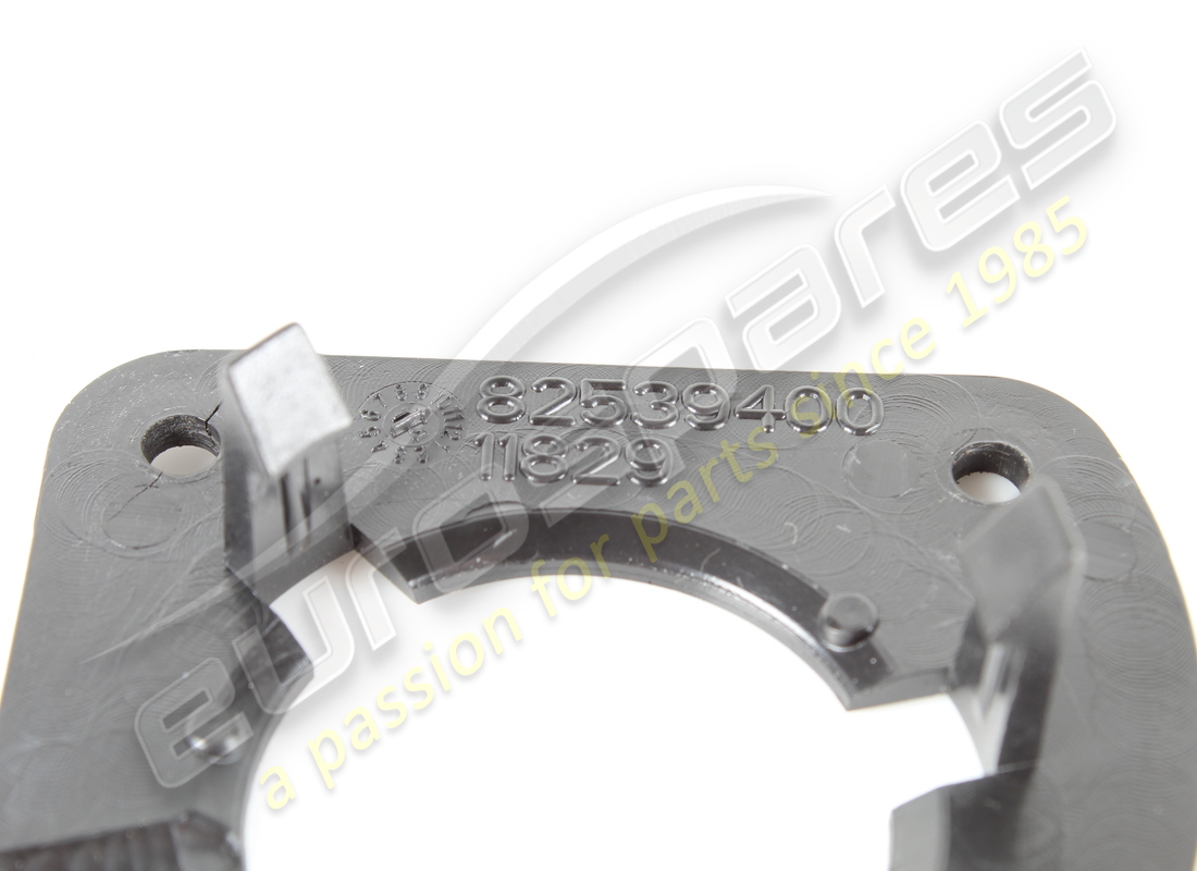 used ferrari adaptor for tweeter. part number 82539400 (2)