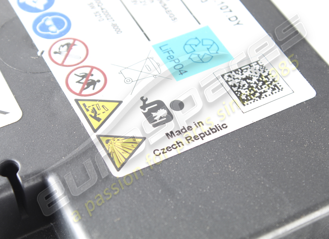 NEW PORSCHE BATTERY. PART NUMBER 9J1915107DY (4) new porsche battery. part number 9j1915107dy (4)