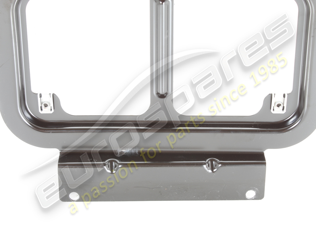 USED FERRARI LH BRACKET. PART NUMBER 82336600 (3) used ferrari lh bracket. part number 82336600 (3)