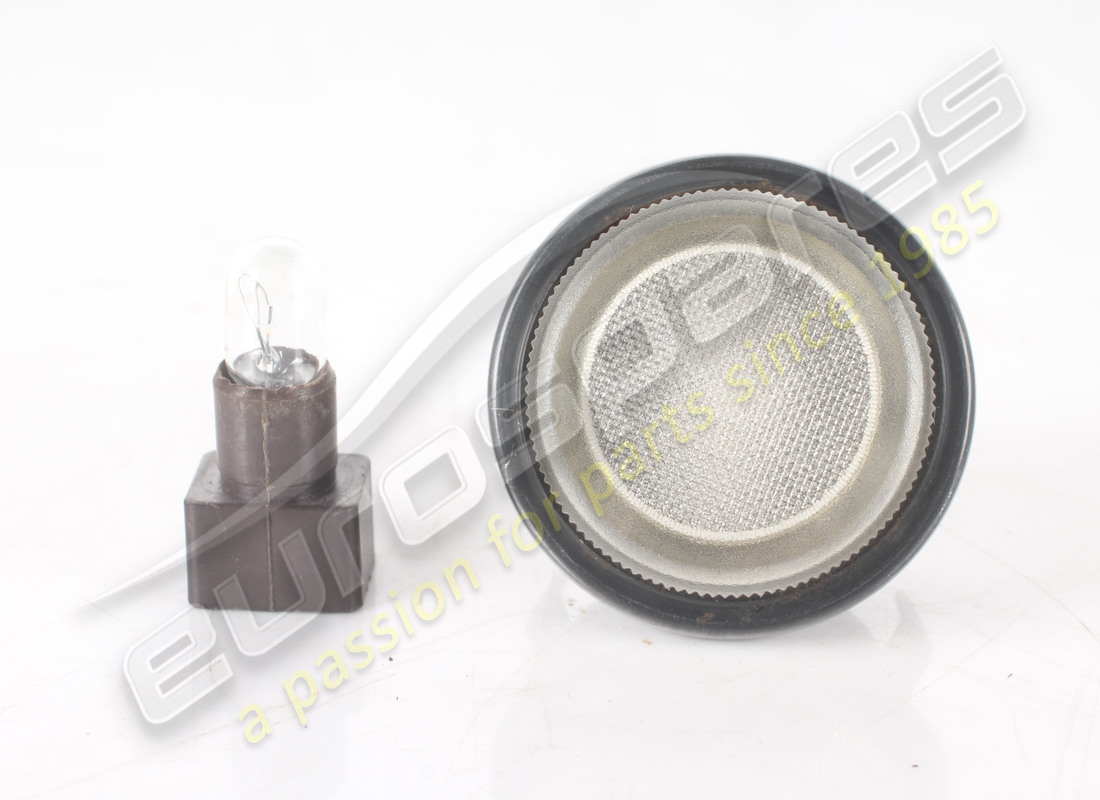 DAMAGED Ferrari COURTESY LIGHT . PART NUMBER 61804700 (1)