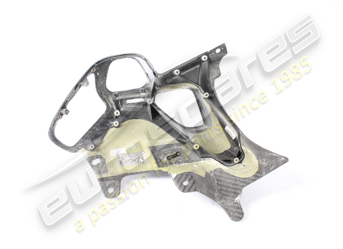 damaged ferrari central vent trim. part number 83328100 (4)