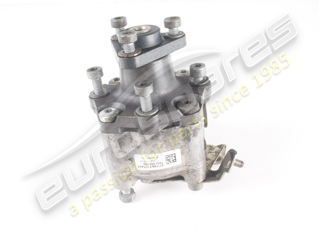 USED FERRARI POWER STEERING PUMP. PART NUMBER 277567 (4) used ferrari power steering pump. part number 277567 (4)