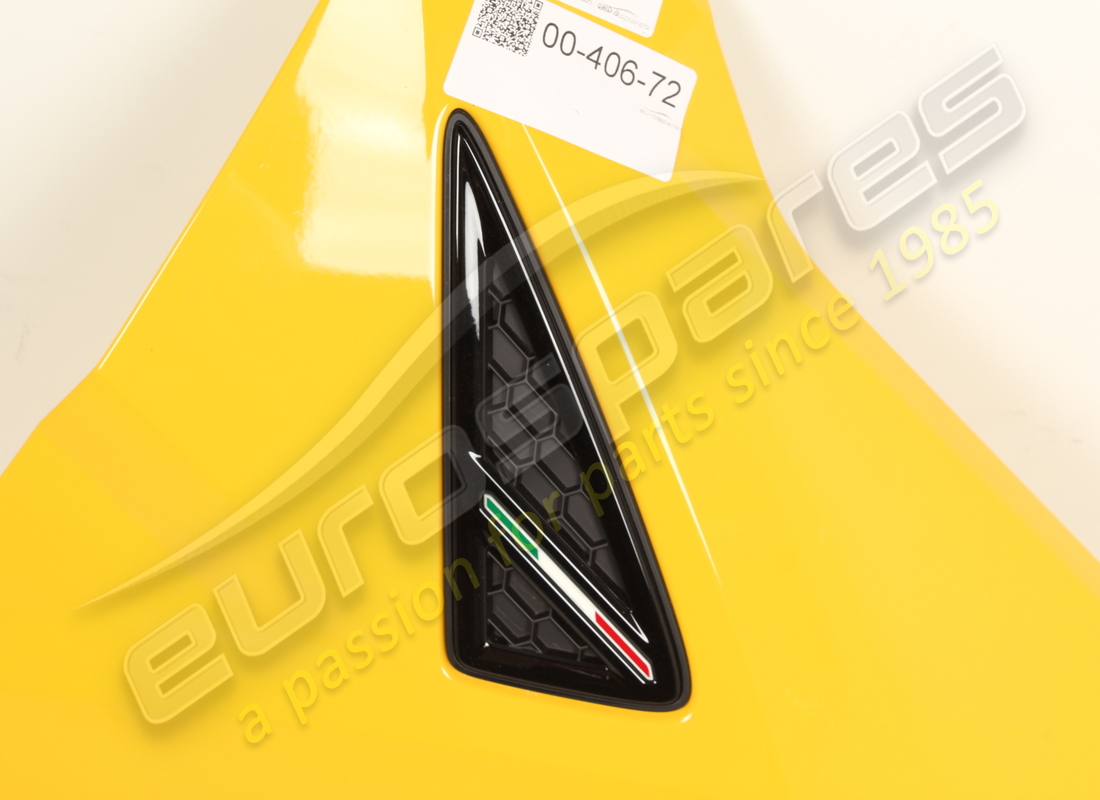 USED LAMBORGHINI RH FRONT FENDER. PART NUMBER 4ML821106A (3) used lamborghini rh front fender. part number 4ml821106a (3)