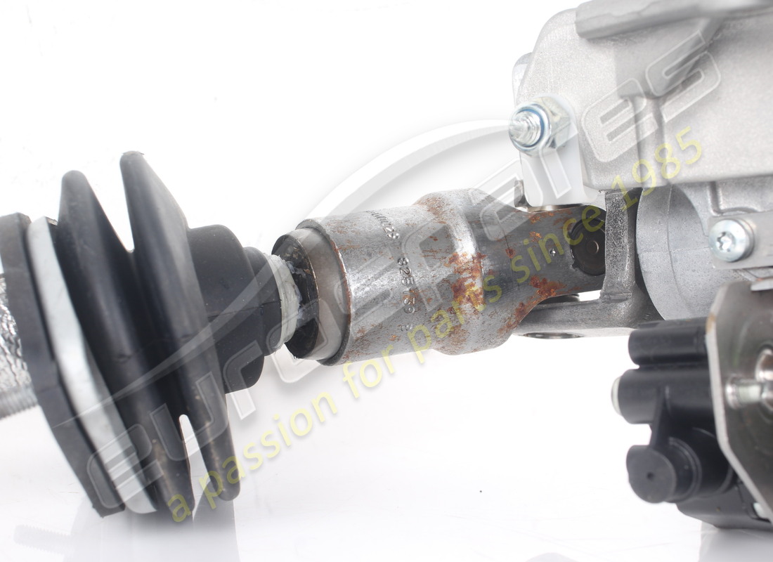 used ferrari complete steering column. part number 320095 (5)