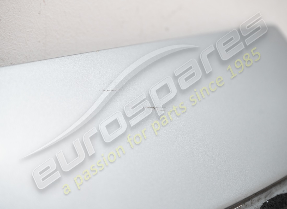 used ferrari tailgate assembly. part number 84025411 (2)