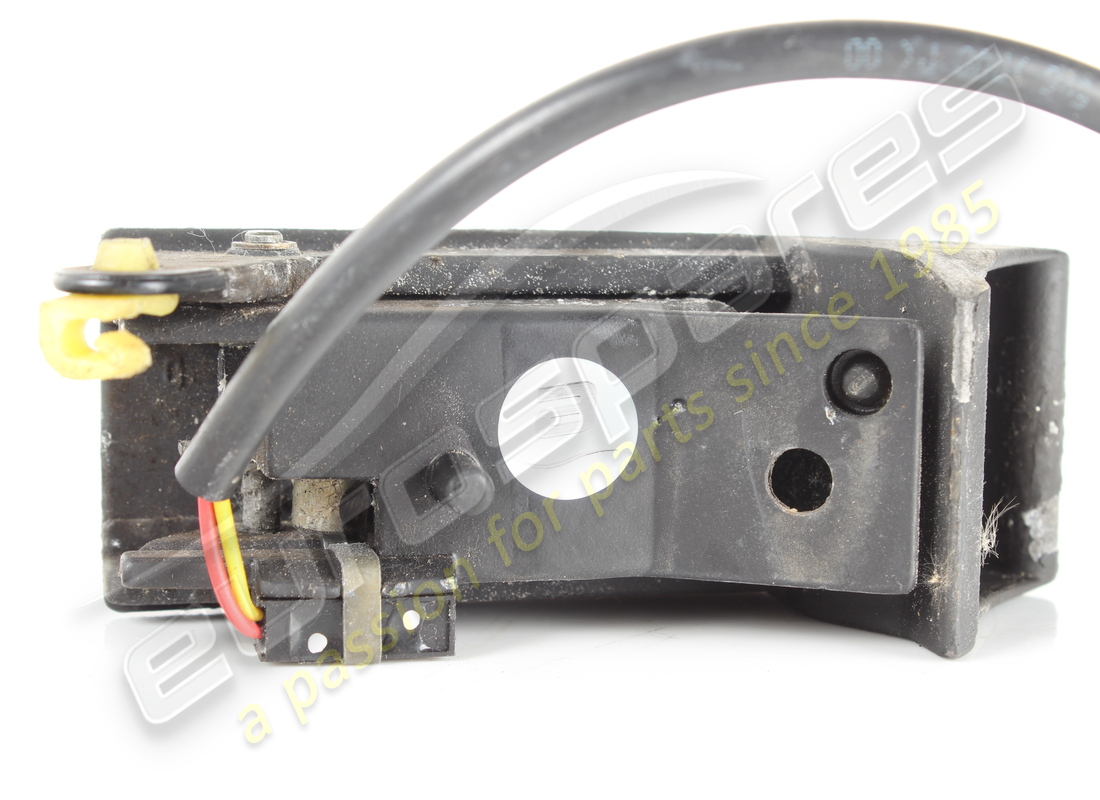 USED FERRARI RH INNER HANDLE FOR DOOR OP. PART NUMBER 66217600 (4) used ferrari rh inner handle for door op. part number 66217600 (4)